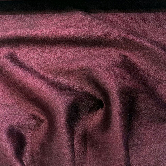 Velurová potahová látka Salvador Burgundy pro nábytek, metráž - Pet Proof
