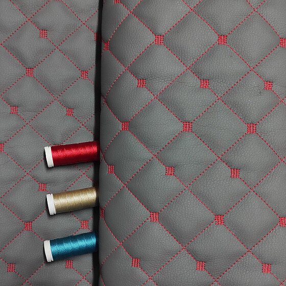 Ekokůže prošívaná MIX 3x3 cm barva Šedo-Červená 1,45 m x 0,7 m