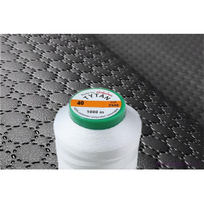Šicí nitě TYTAN 40 1000 m bílé barva 2500